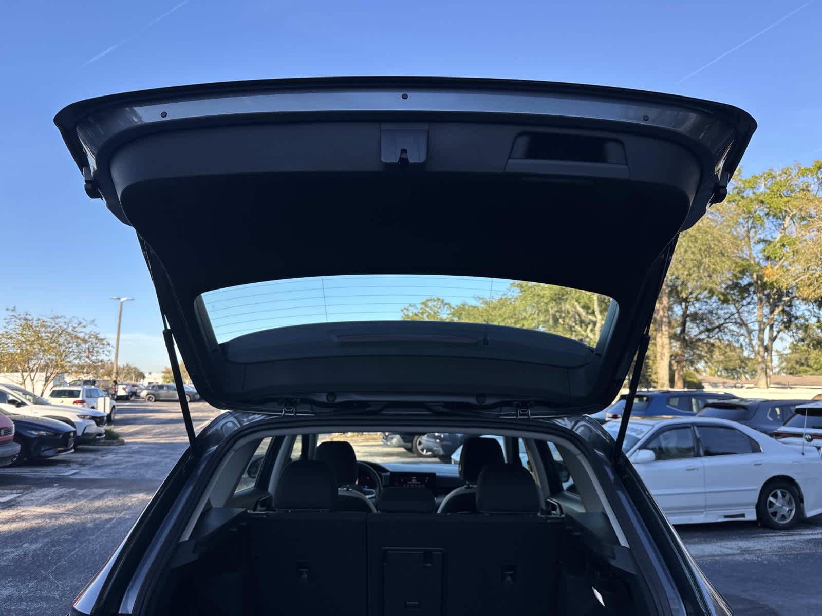 2025 Volkswagen Taos S