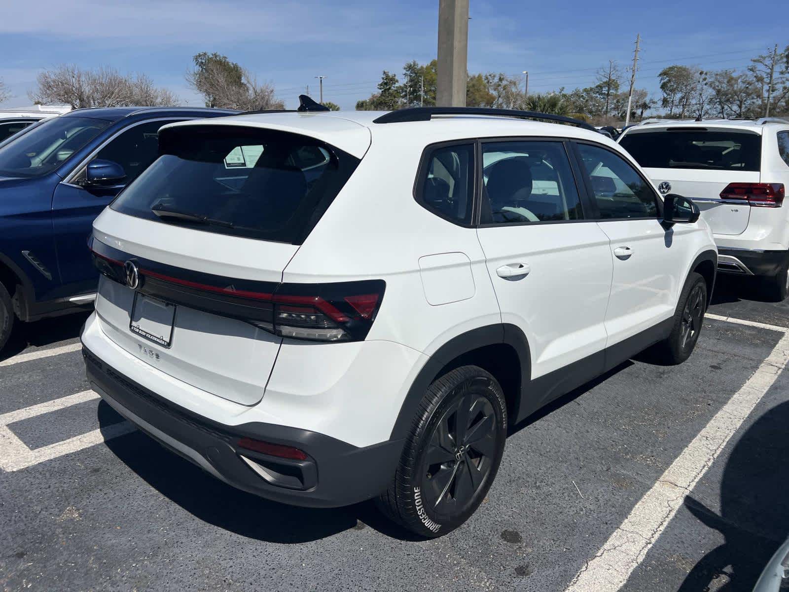 2025 Volkswagen Taos S