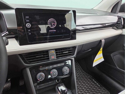 2025 Volkswagen Taos S