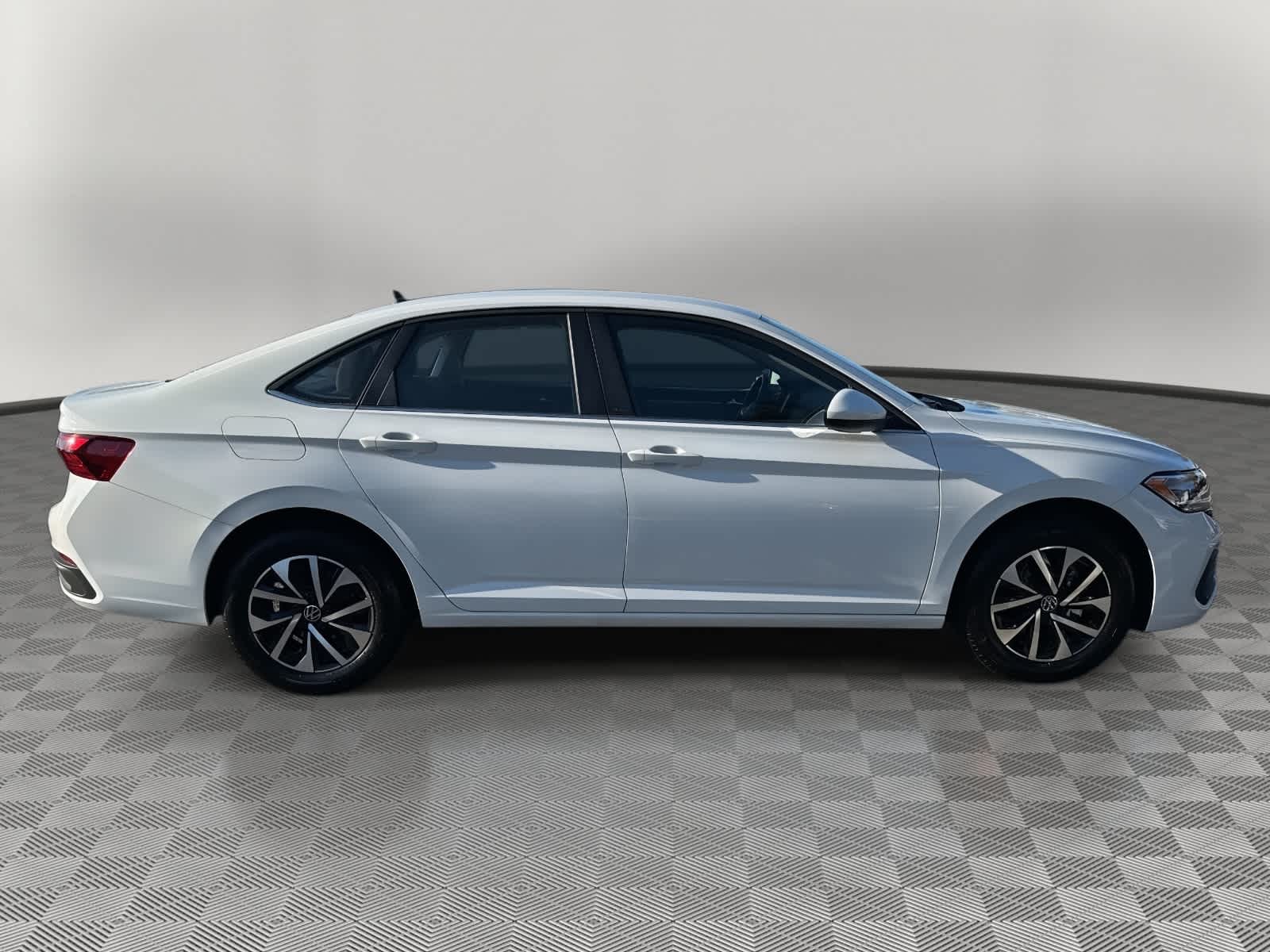 2024 Volkswagen Jetta S