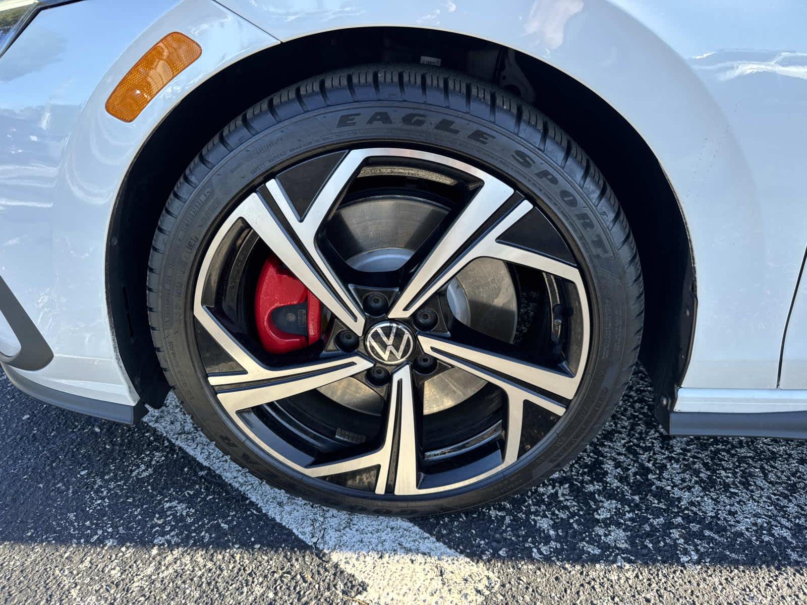 2024 Volkswagen Golf GTI SE