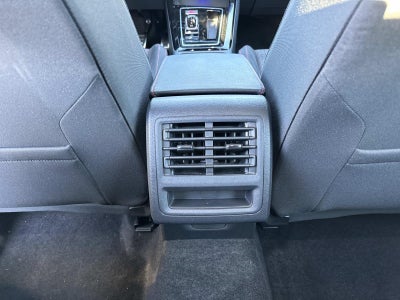 2024 Volkswagen Golf GTI SE