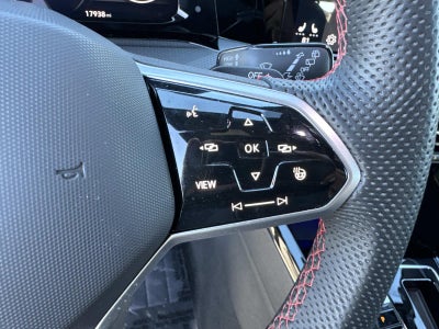 2024 Volkswagen Golf GTI SE